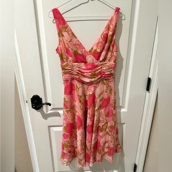 Maggie London Pink Blush Floral Silk
Chiffon Sleeveless Dress - Picture 2 of 7